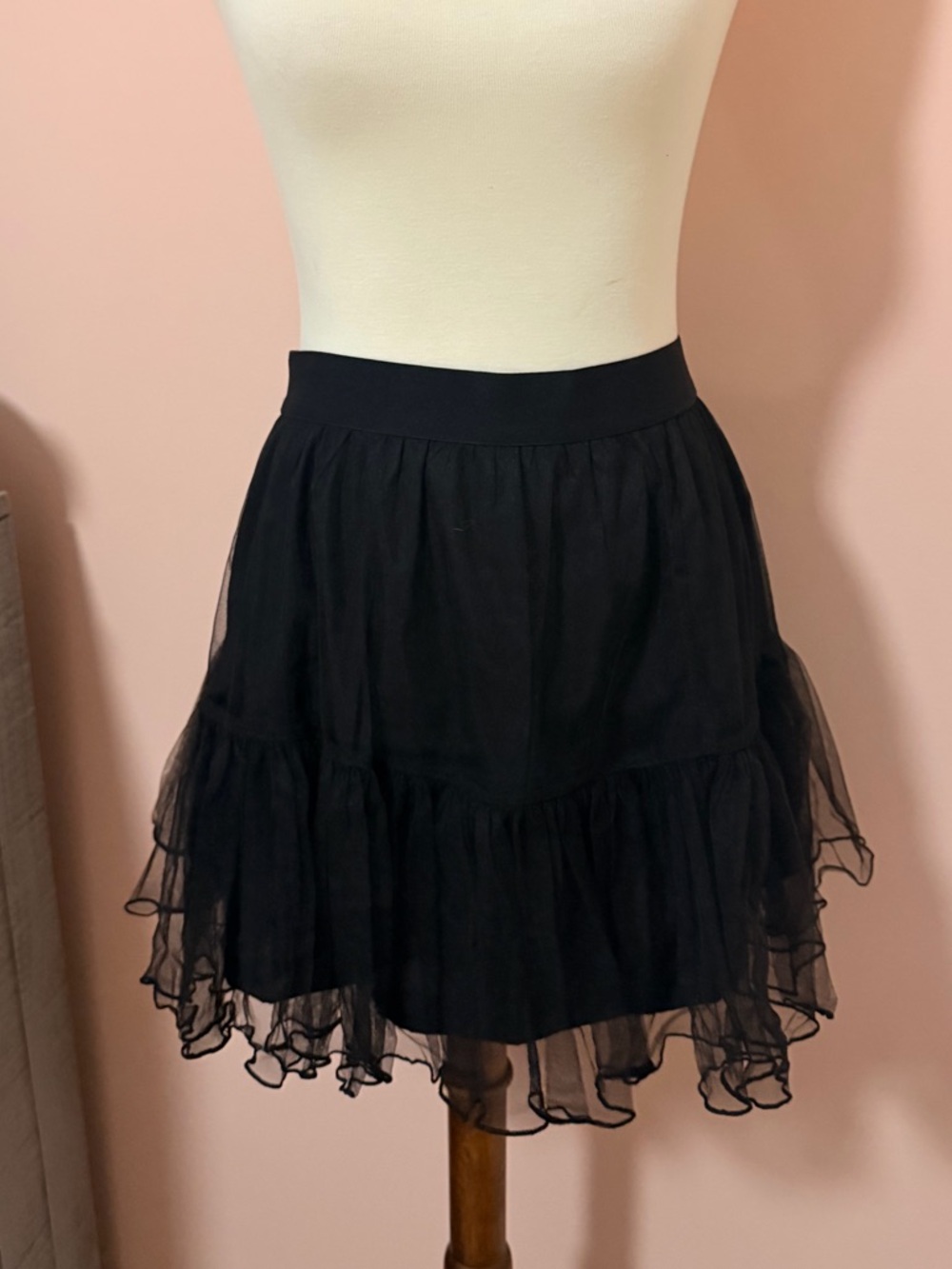 American Eagle Outfitters Black Ruffled Mini Skirt Sz Small